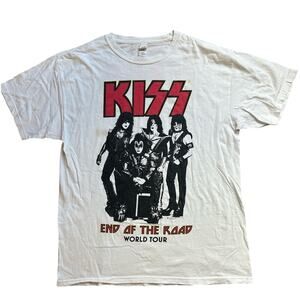 KISS- Band Tee- End of the World Tour Merch short- Unisex Large- wear